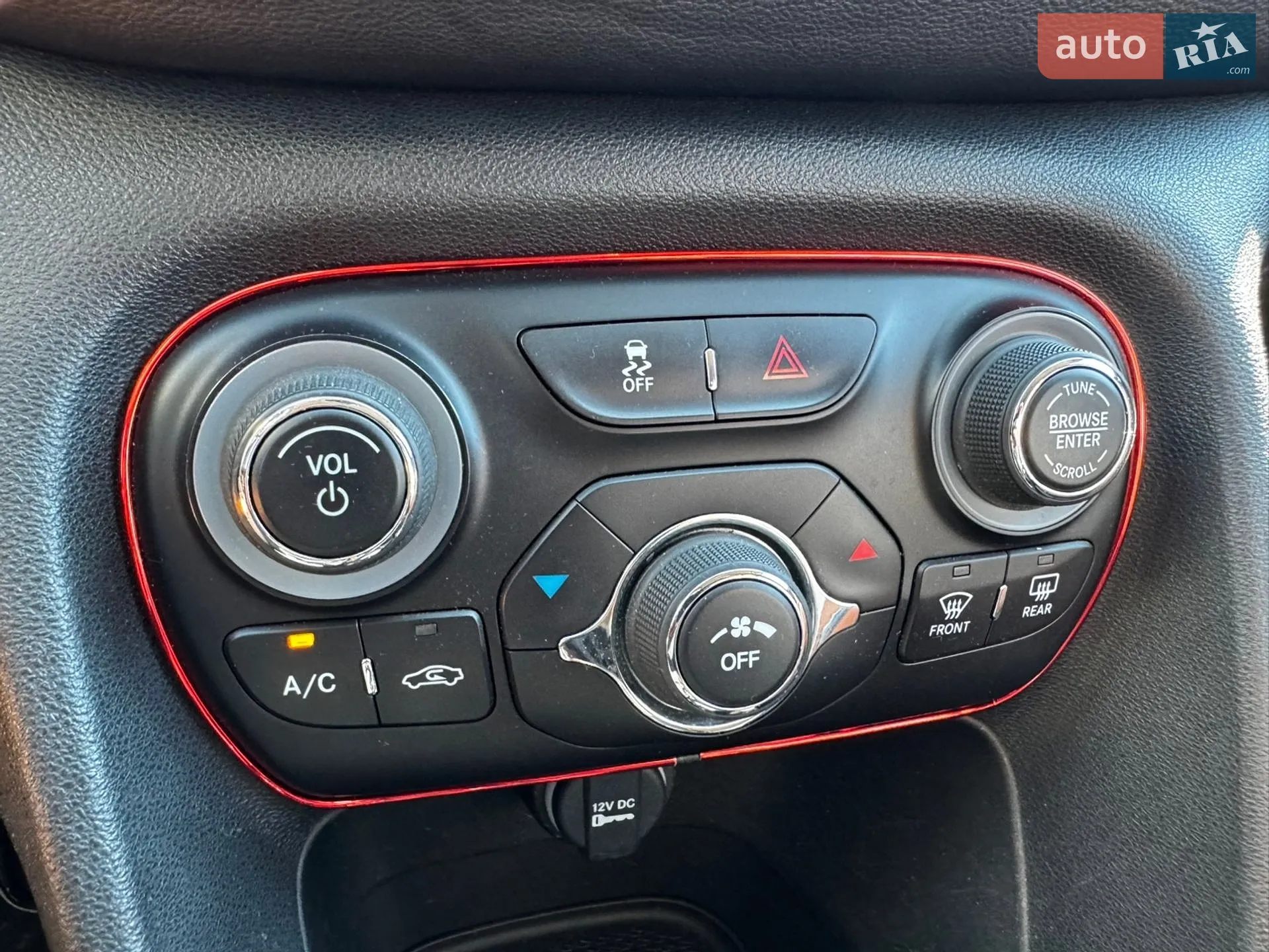 2014 Dodge Dart - мініатюра 25