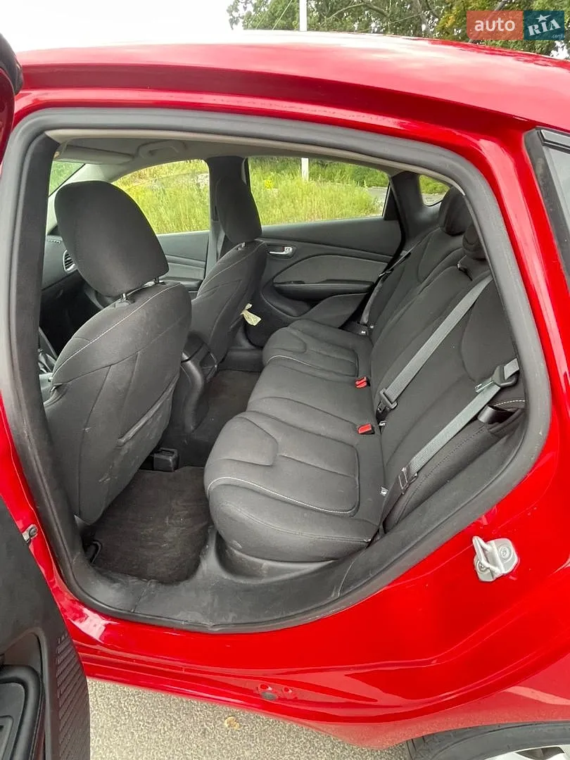2012 Dodge Dart - мініатюра 13