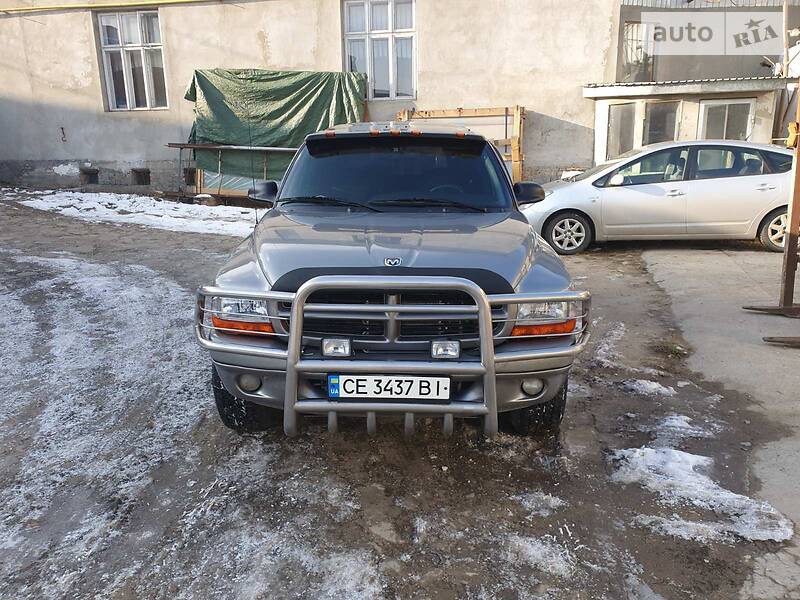 Внедорожник / Кроссовер Dodge Durango 2000 в Черновцах