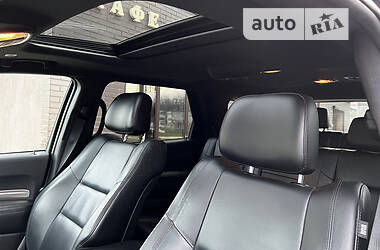 Позашляховик / Кросовер Dodge Durango 2017 в Новодністровську