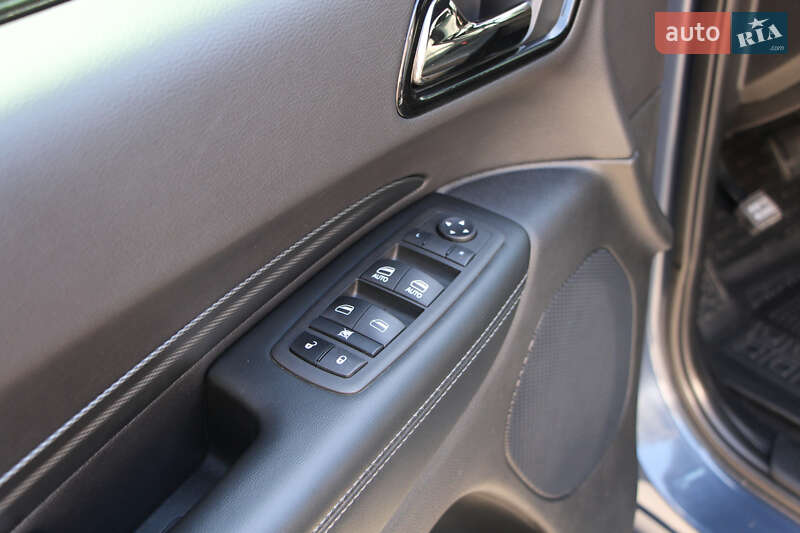 Внедорожник / Кроссовер Dodge Durango 2021 в Днепре