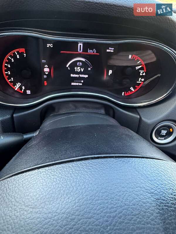 Внедорожник / Кроссовер Dodge Durango 2015 в Павлограде