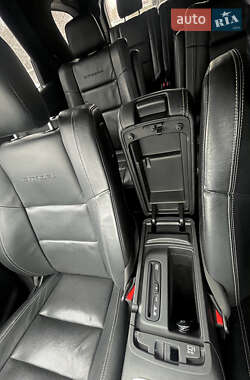 Внедорожник / Кроссовер Dodge Durango 2015 в 