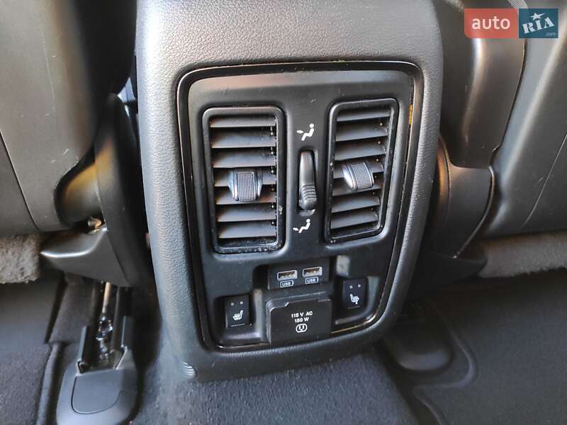 Внедорожник / Кроссовер Dodge Durango 2019 в Ровно