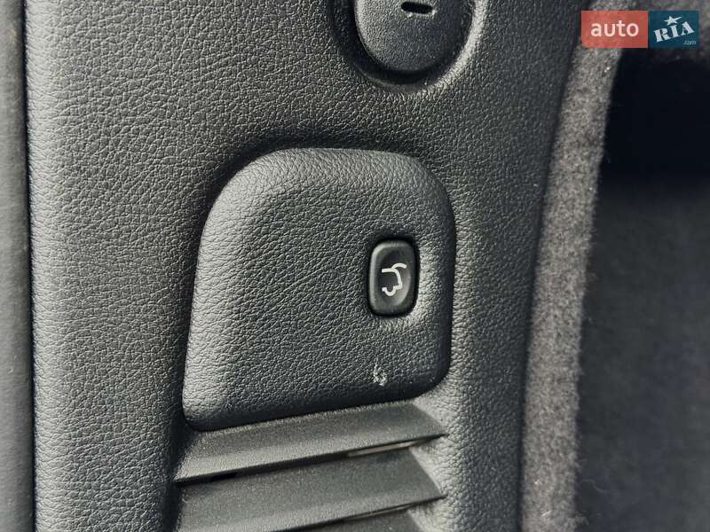 Позашляховик / Кросовер Dodge Durango 2019 в Києві фото 26 Позашляховик / Кросовер Dodge Durango 2019 в Києві