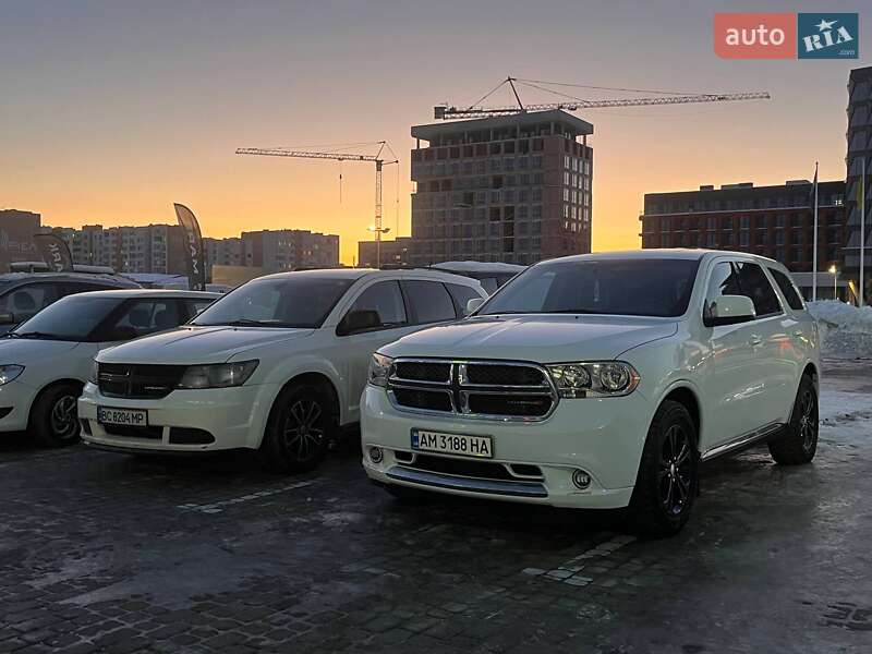 Позашляховик / Кросовер Dodge Durango 2013 в Львові