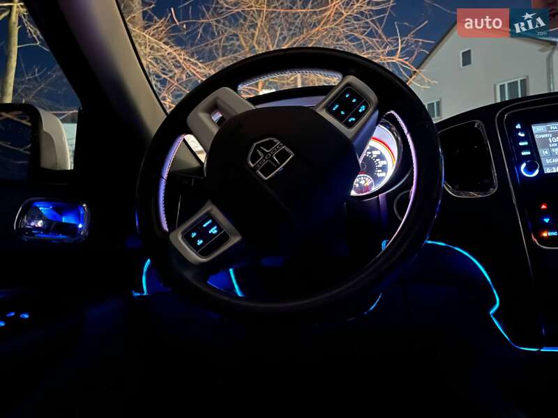 Позашляховик / Кросовер Dodge Durango 2013 в Львові