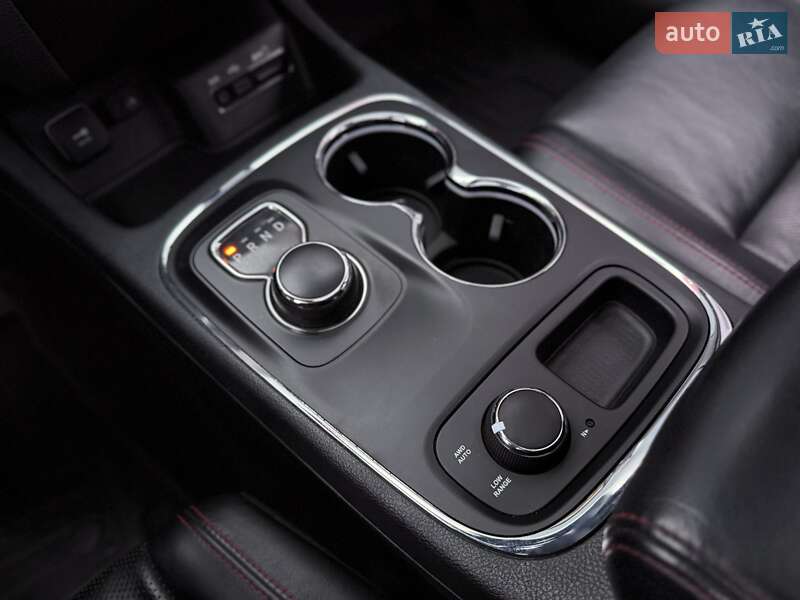 Внедорожник / Кроссовер Dodge Durango 2017 в Киеве фото 40 Внедорожник / Кроссовер Dodge Durango 2017 в Киеве