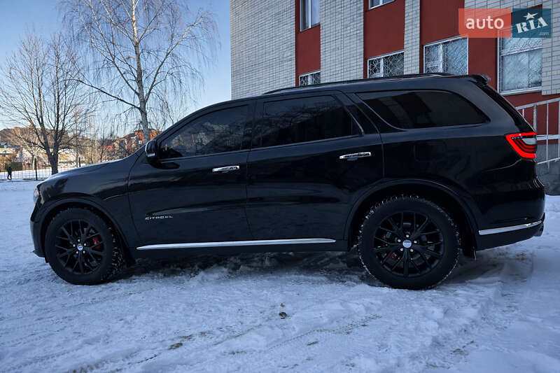 Внедорожник / Кроссовер Dodge Durango 2015 в Нетешине