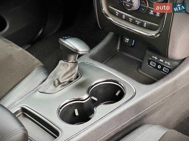Внедорожник / Кроссовер Dodge Durango 2019 в Киеве