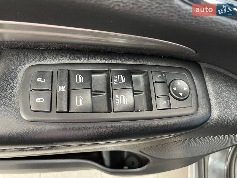 Внедорожник / Кроссовер Dodge Durango 2011 в Киеве