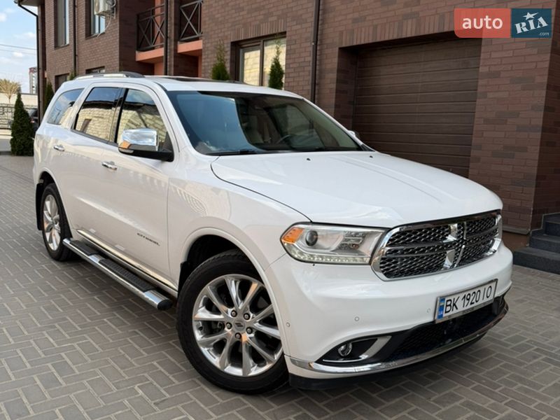 Позашляховик / Кросовер Dodge Durango 2019 в Вараші