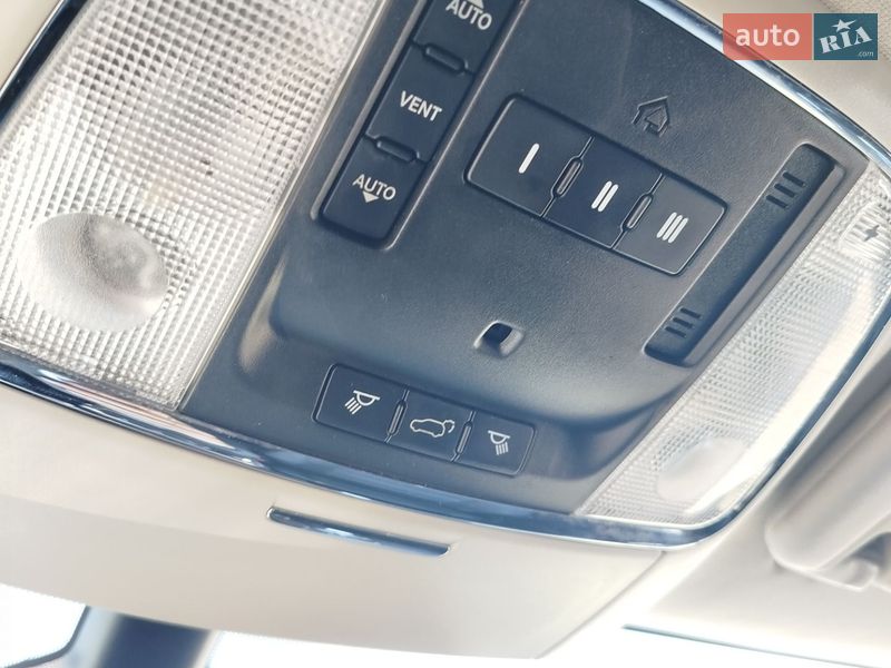 Внедорожник / Кроссовер Dodge Durango 2015 в Киеве фото 17 Внедорожник / Кроссовер Dodge Durango 2015 в Киеве