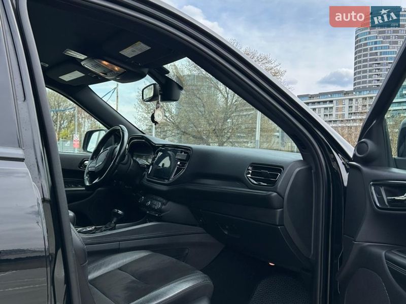 Внедорожник / Кроссовер Dodge Durango 2021 в Новояворовске