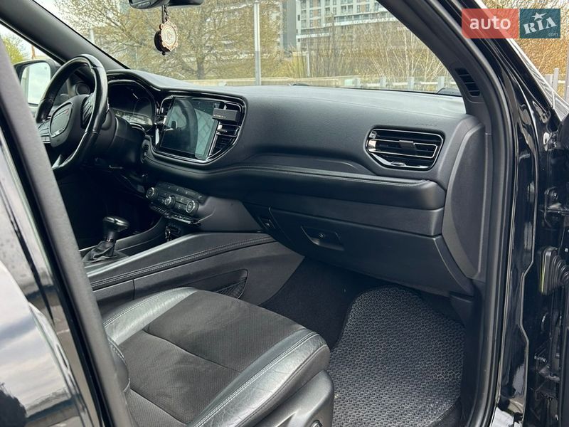 Внедорожник / Кроссовер Dodge Durango 2021 в Новояворовске