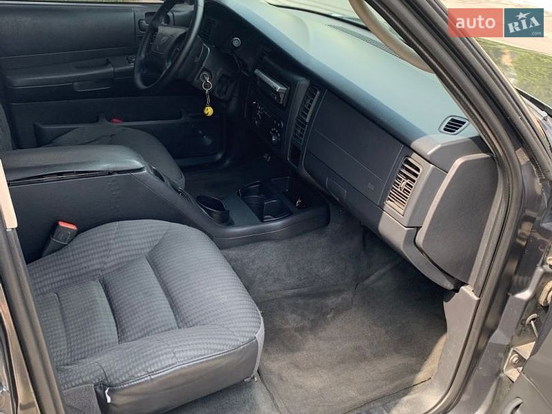 Внедорожник / Кроссовер Dodge Durango 2003 в Киеве