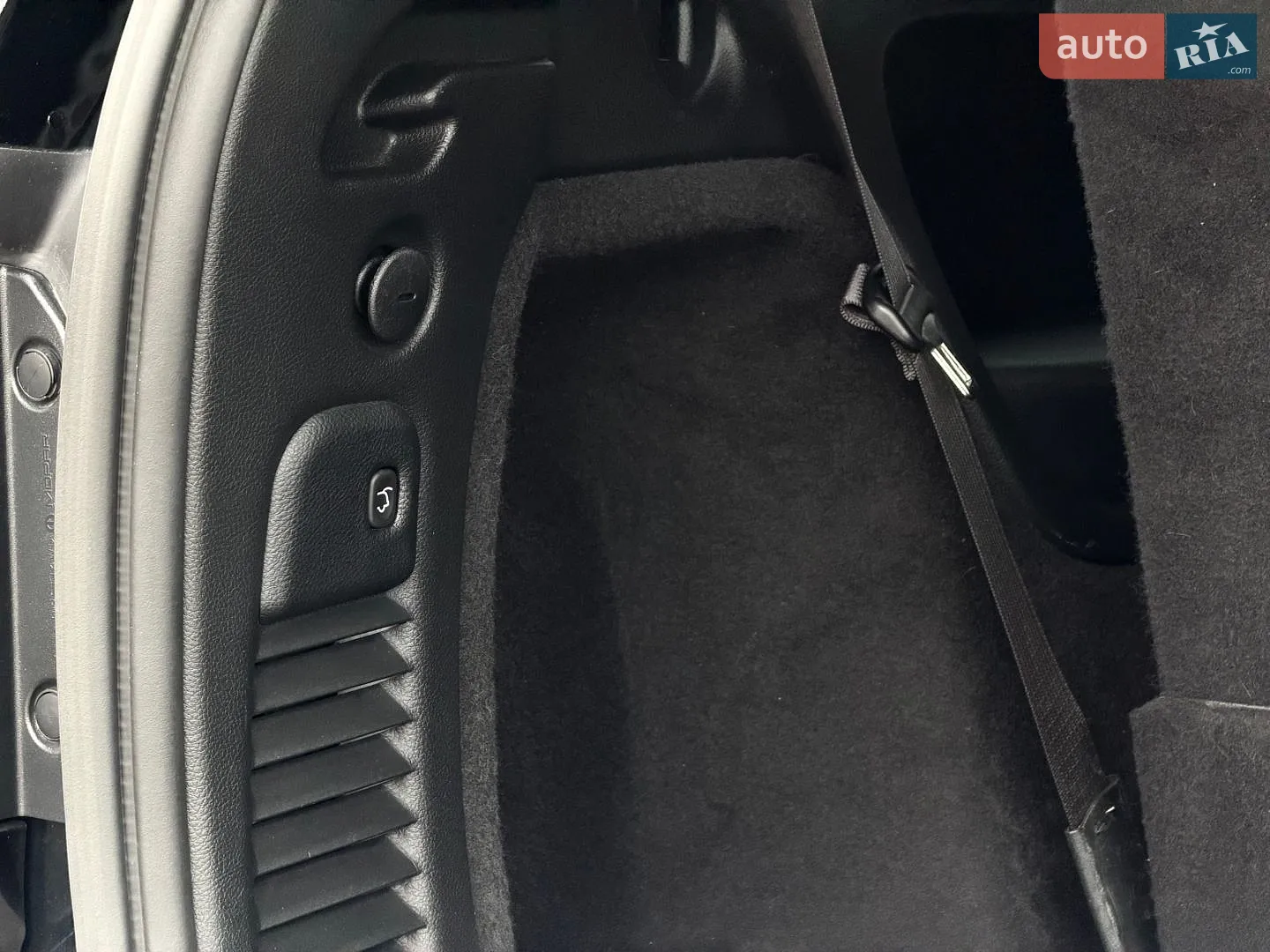 2021 Dodge Durango - мініатюра 40