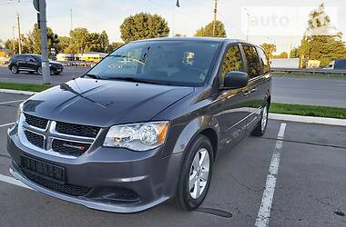 Минивэн Dodge Grand Caravan 2016 в Киеве