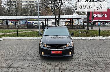 Мінівен Dodge Grand Caravan 2017 в Києві