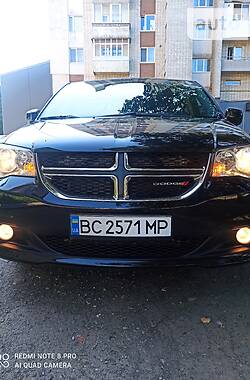 Минивэн Dodge Grand Caravan 2017 в Дрогобыче