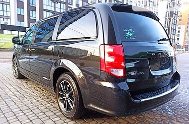 Минивэн Dodge Grand Caravan 2016 в Ивано-Франковске