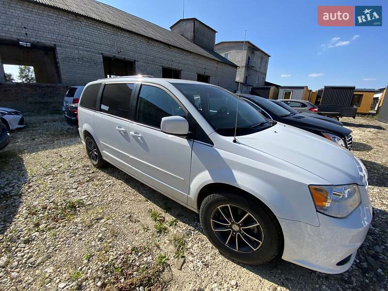Dodge Grand Caravan 2017