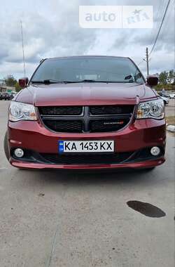 Мінівен Dodge Grand Caravan 2017 в Києві