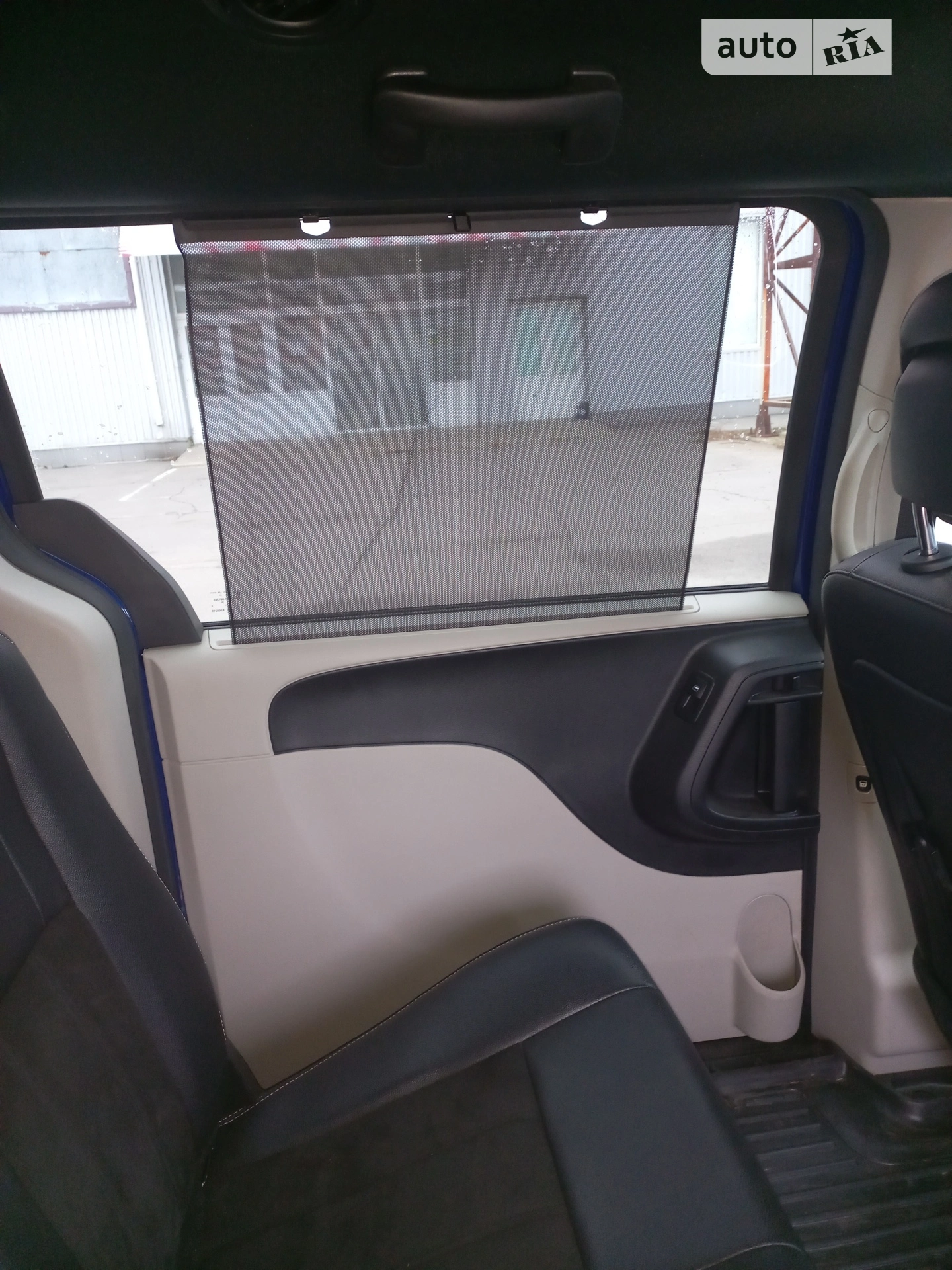 2019 Dodge Caravan - мініатюра 9
