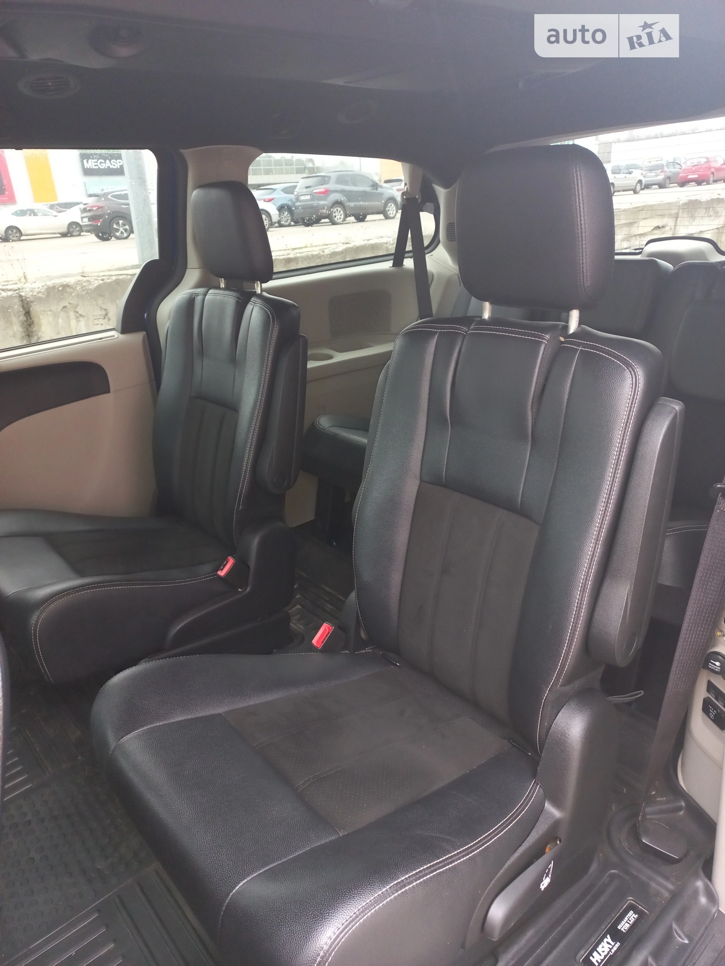 2019 Dodge Caravan - мініатюра 18