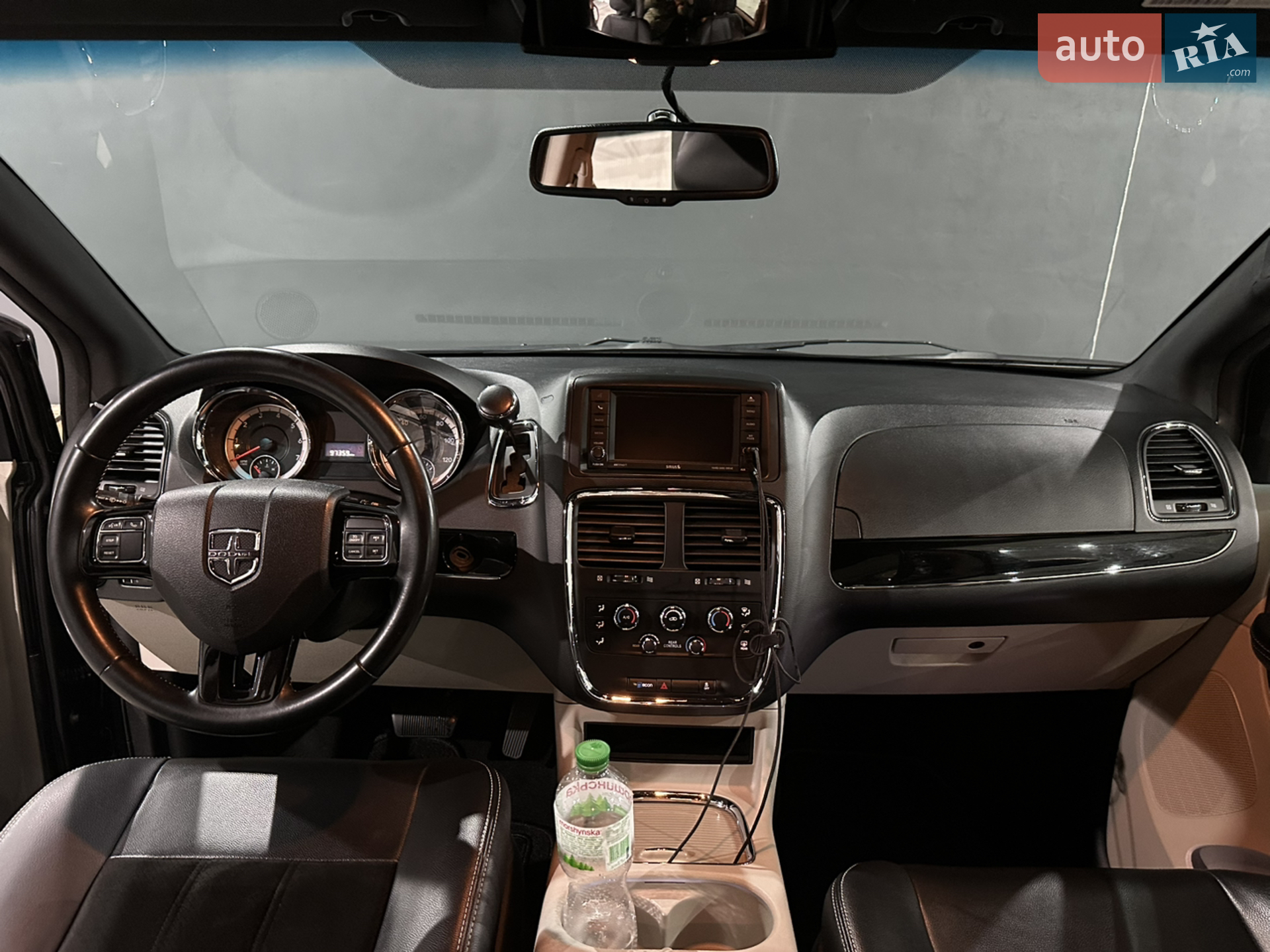 2016 Dodge Caravan - мініатюра 16