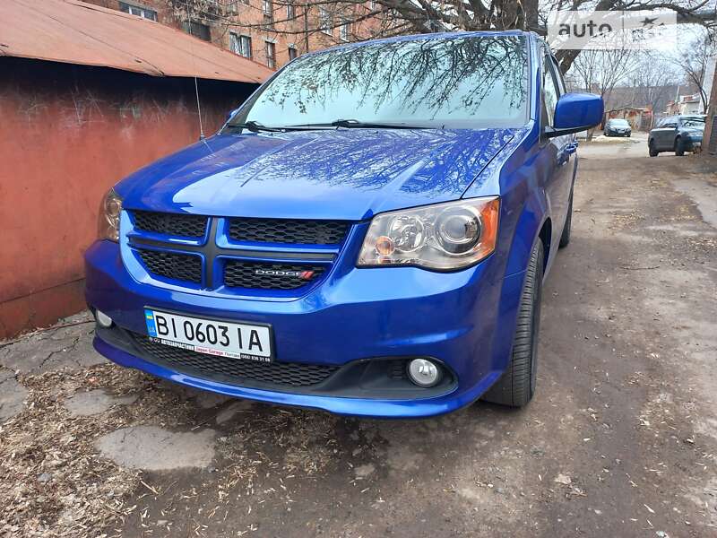 Минивэн Dodge Grand Caravan 2019 в Полтаве