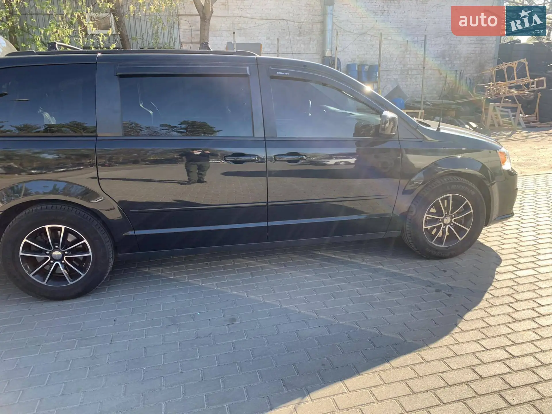 2016 Dodge Caravan - мініатюра 15
