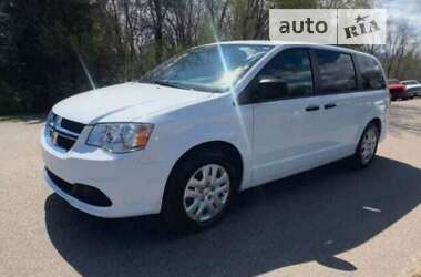 Минивэн Dodge Grand Caravan 2014 в Ратным