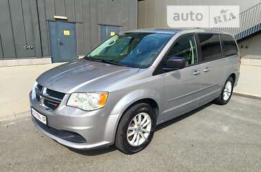 Минивэн Dodge Grand Caravan 2015 в Киеве