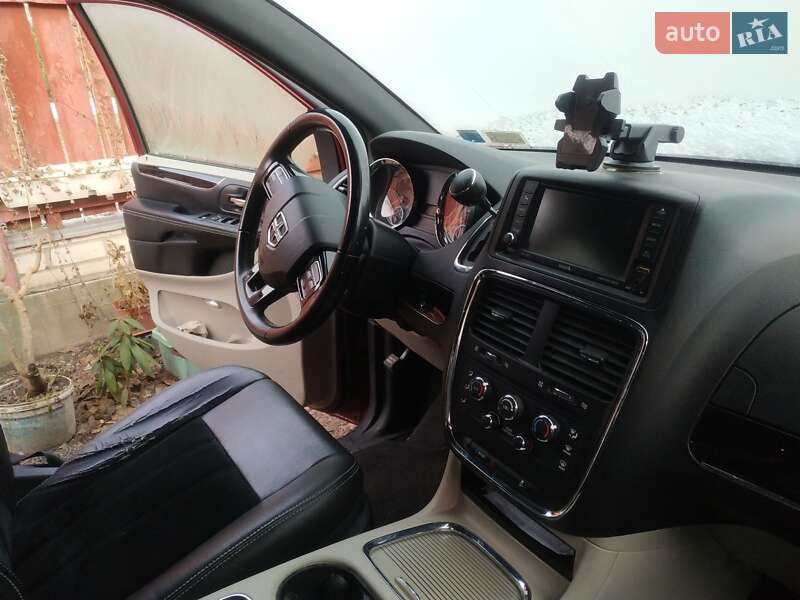 Мінівен Dodge Grand Caravan 2017 в Боярці