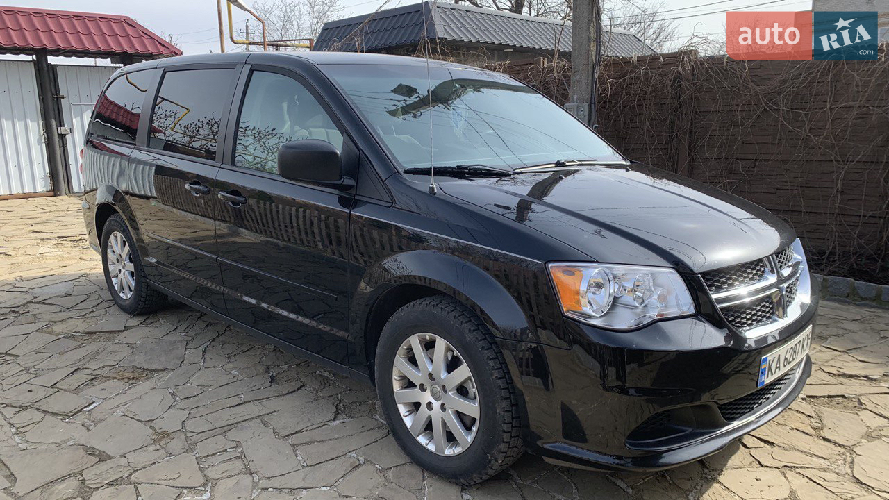 2017 Dodge Caravan - мініатюра 13