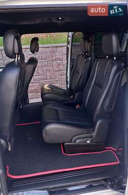Мінівен Dodge Grand Caravan 2017 в 
