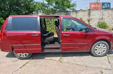 Минивэн Dodge Grand Caravan 2016 в 