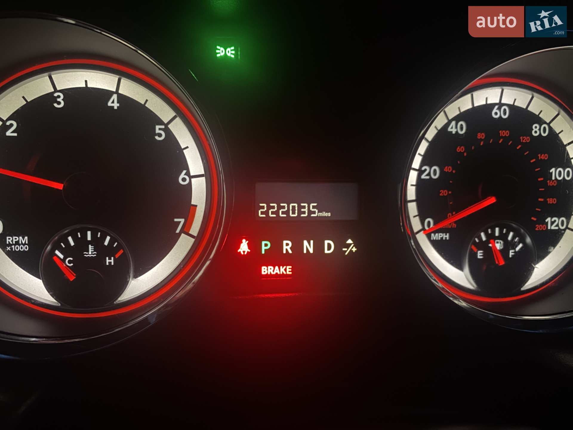2017 Dodge Caravan - мініатюра 26