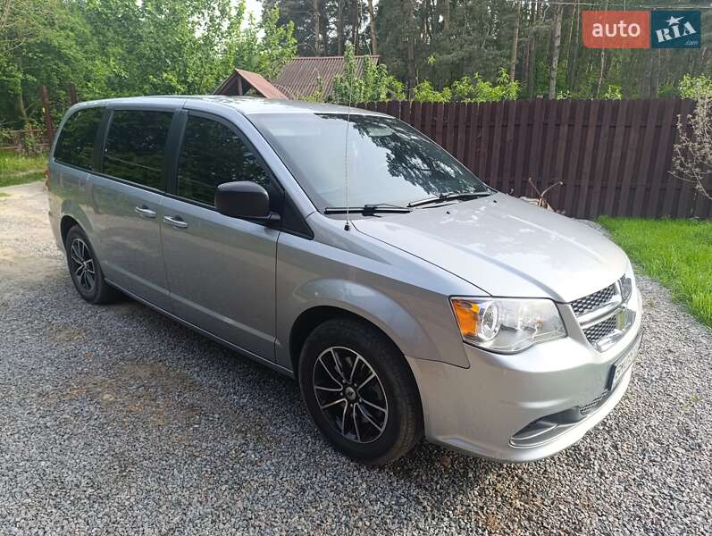 Минивэн Dodge Grand Caravan 2018 в Сумах