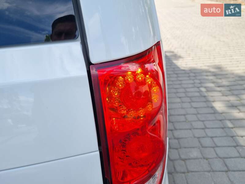 Минивэн Dodge Grand Caravan 2019 в Киеве фото 3 Минивэн Dodge Grand Caravan 2019 в Киеве