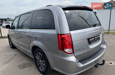 Мінівен Dodge Grand Caravan 2017 в 