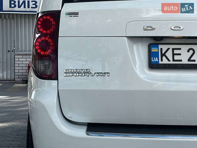 Минивэн Dodge Grand Caravan 2017 в Днепре