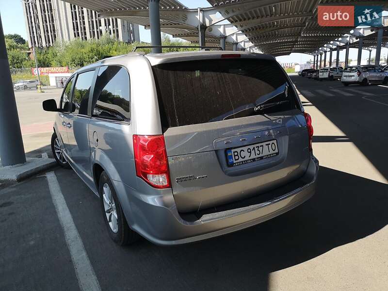 Минивэн Dodge Grand Caravan 2020 в Львове фото 9 Минивэн Dodge Grand Caravan 2020 в Львове