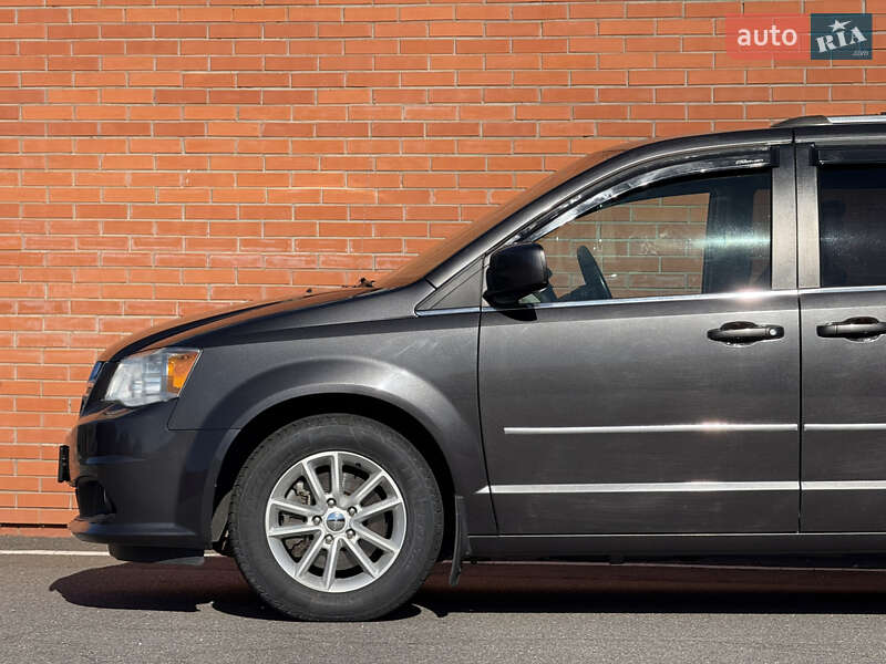 Минивэн Dodge Grand Caravan 2019 в Киеве фото 8 Минивэн Dodge Grand Caravan 2019 в Киеве