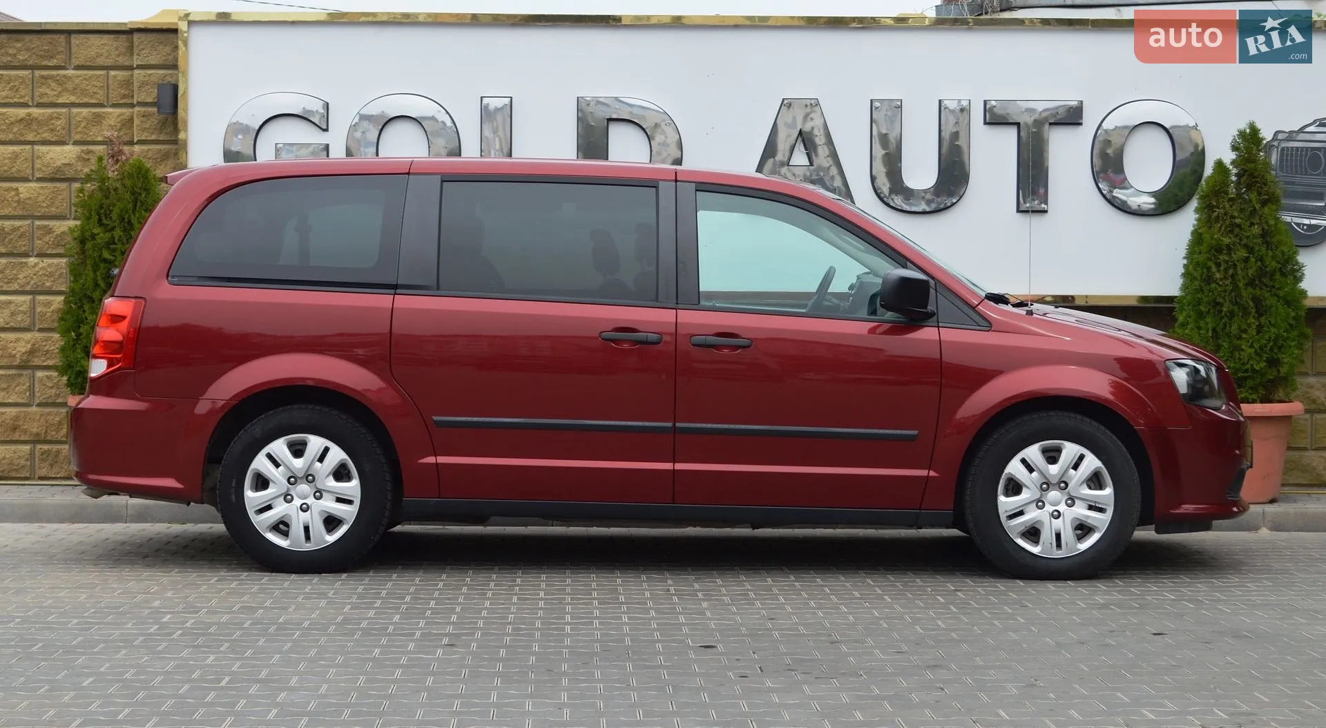 2016 Dodge Caravan - мініатюра 13