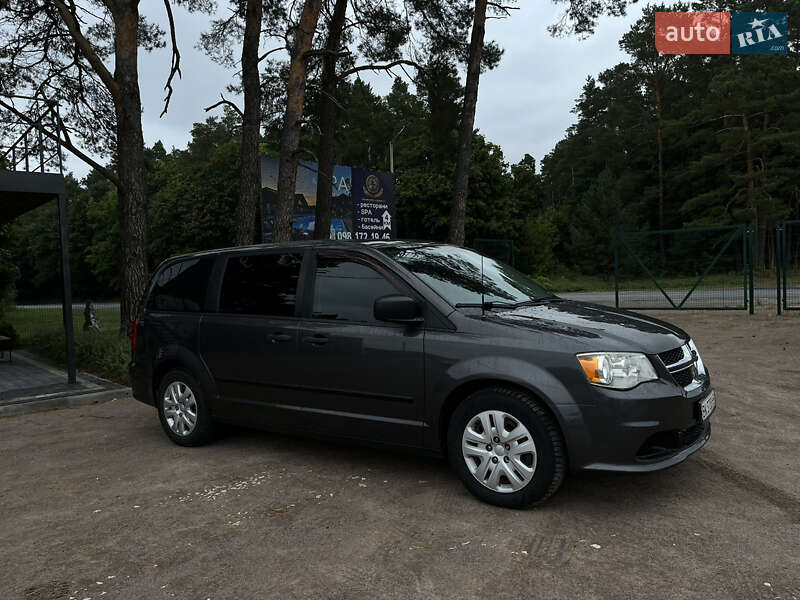 Минивэн Dodge Grand Caravan 2014 в Ровно фото 3 Минивэн Dodge Grand Caravan 2014 в Ровно