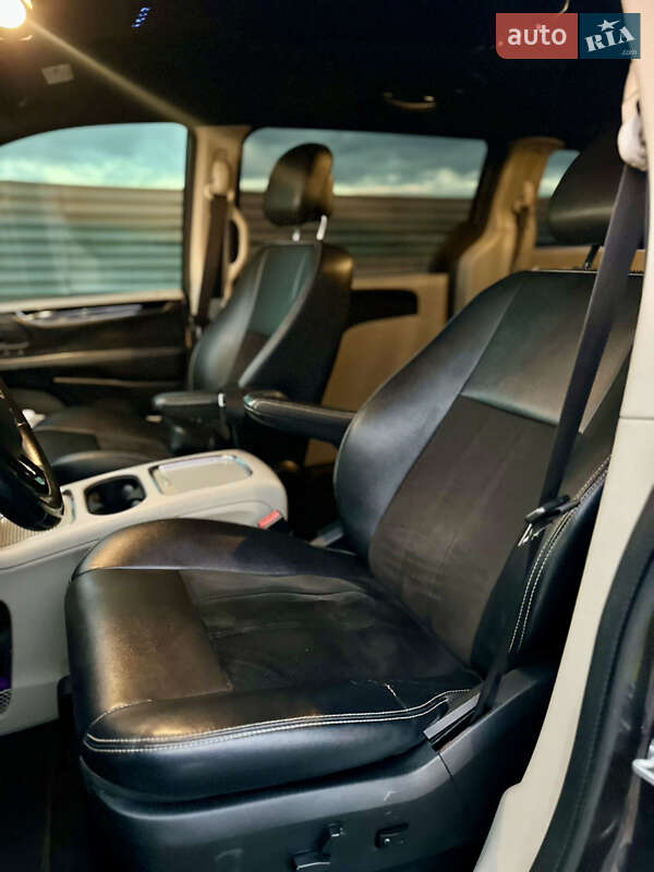 Мінівен Dodge Grand Caravan 2020 в Львові фото 16 Мінівен Dodge Grand Caravan 2020 в Львові