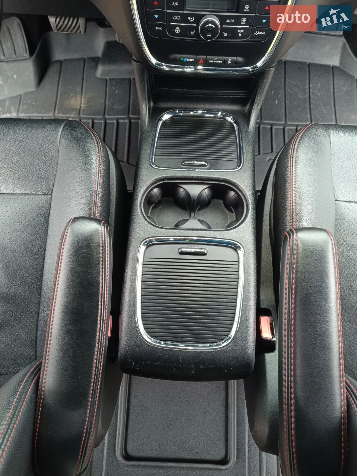2020 Dodge Caravan - мініатюра 17