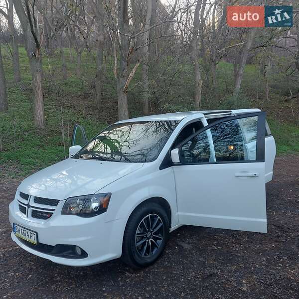 Мінівен Dodge Grand Caravan 2018 в Одесі